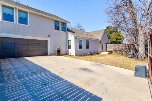 3501 6th St, Fort Worth TX  76107-2735 exterior