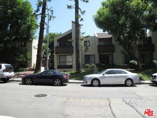 1244 Valley View Rd, Glendale CA  91202-1752 exterior