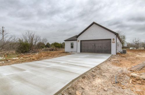 5533 Mesa Loop, Granbury, TX 76048-5003