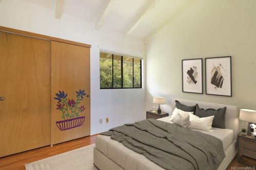 1020 Kaluanui Rd, Honolulu HI  96825-1323 exterior