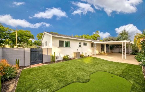 1048 Fairbrook Ln, Santa Ana CA  92706-1106 exterior