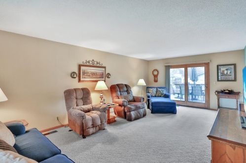 1435 Idaho Ave, Saint Paul MN  55106-1228 exterior