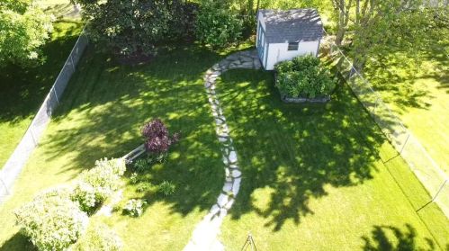 1663 Helena Rd, Saint Paul MN  55128-5524 exterior