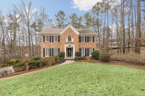 4695 Stonehenge Dr, Duluth, GA 30096-2989