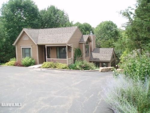 15 Belden School Ln, Galena, IL 61036-9404