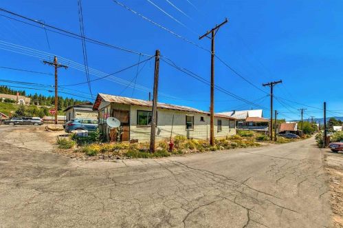 10199 River St, Truckee CA  96161-0535 exterior