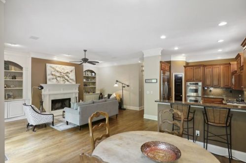 1520 Markan Dr, Atlanta GA  30306-2226 exterior