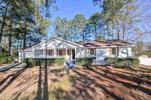 3370 Spring Creek Dr, Conyers GA  30013-2367 exterior