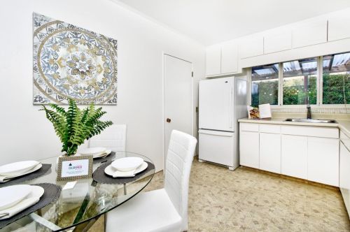 980 Springfield Dr, San Carlos, CA 94070-2534