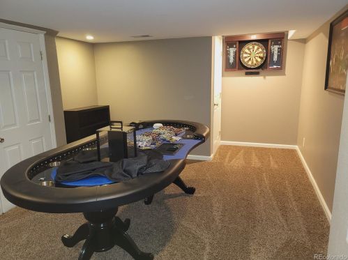 5705 Pagosa Way, Aurora CO 80015-3013 exterior