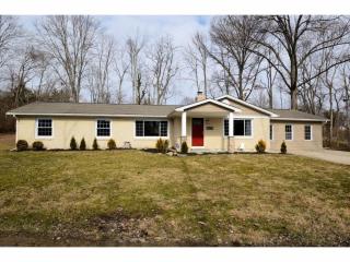 4376 Beechmont Dr, Cincinnati OH  45244-1538 exterior