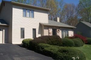 150 Indian Pointe Dr, Hardy, VA 24101-2622