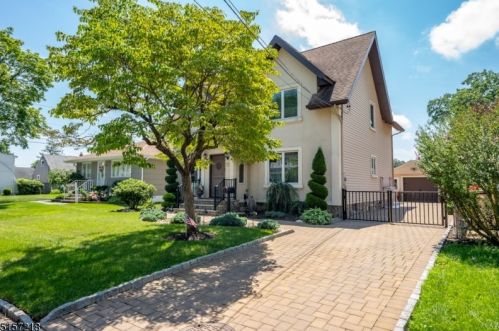 71 Gertrude St, Clark, NJ 07066-3241