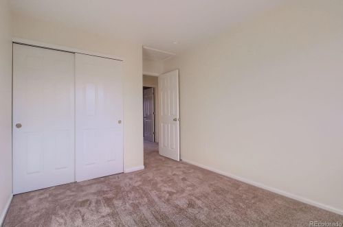 5593 Himalaya Way, Aurora CO 80013-6078 exterior