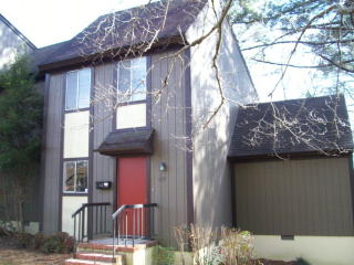619 Willow Creek Dr, Macon, GA 31204-1261