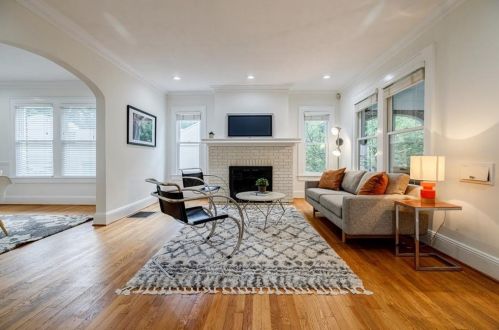 1200 Cameron Ct, Atlanta GA  30306-2622 exterior