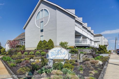 900 Ocean Ave, Point Pleasant Beach, NJ 08742-3300
