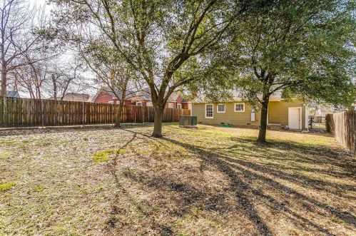 3005 Ryan Ave, Fort Worth TX  76110-3442 exterior