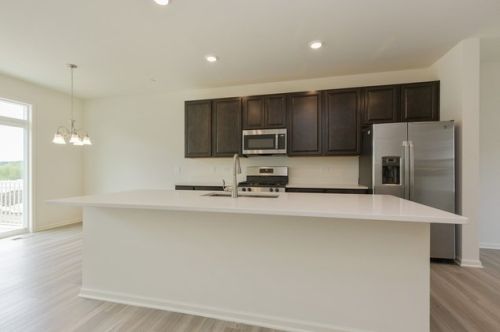 299 Lakeshore Dr, Oswego, IL 60543
