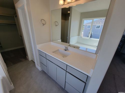 216 200, Woodland Hills UT 84653-8400 exterior