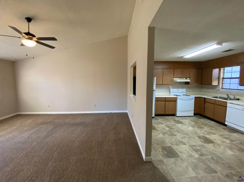 312 Tallulah Trl, Warner Robins GA  31088-7609 exterior