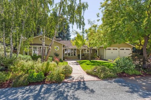 1023 Echo Dr, Los Altos, CA 94024-4822