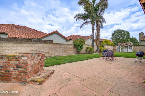 2418 Sandpiper Dr, Santa Maria CA  93455-1521 exterior