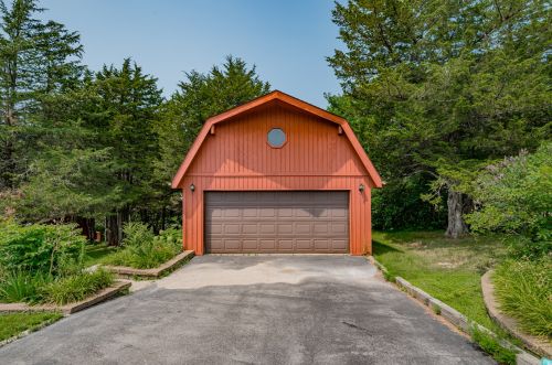 202 Blackhawk Trce, Galena, IL 61036-9226