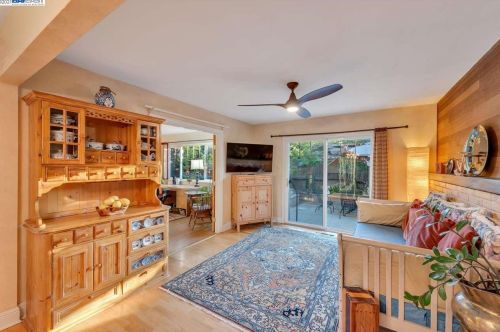 116 Hopeco Rd, Concord CA  94523-3213 exterior