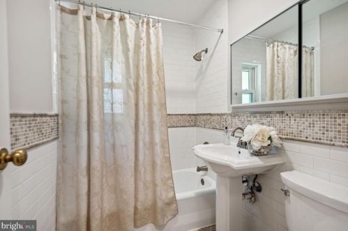 7417 Hastings St, Springfield VA  22150-4107 exterior