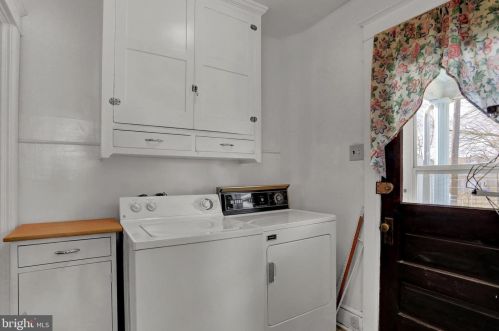 40 Adams St, York PA 17404-3254 exterior