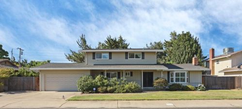 550 Willow Glen Dr, Lodi, CA 95240-0512