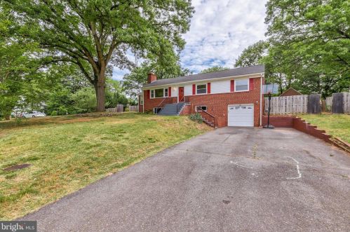 7324 Lamar Dr, Springfield, VA 22150-3130