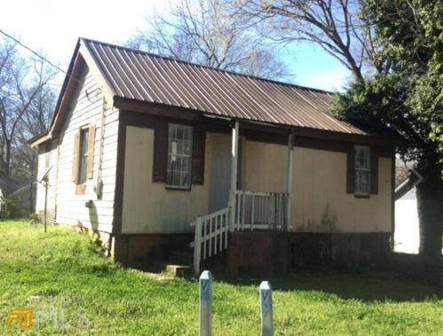 323 4th St, Griffin, GA 30223-3259