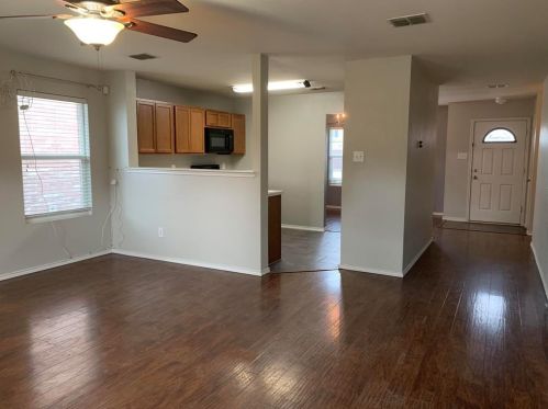 5312 Lava Rock Dr, Fort Worth TX  76179-7376 exterior