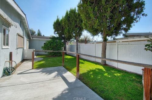 513 Royal St, Anaheim CA  92806-3235 exterior