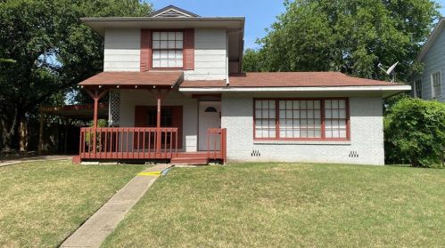 3604 Kell St, Fort Worth TX  76109-2816 exterior