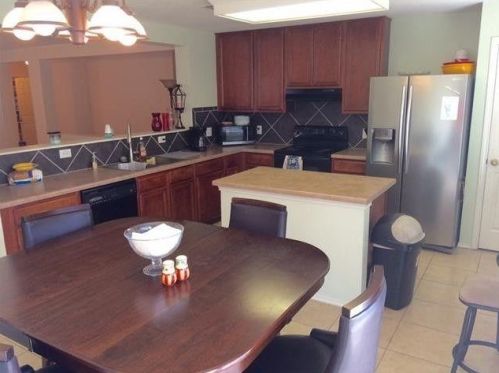 671 Abundance Ln, Uhland TX  78640-5538 exterior