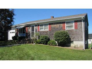54 Evergreen Ave, Tiverton, RI 02878-1419