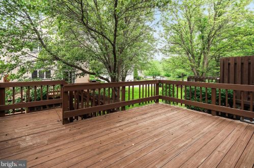 2 Exeter Ct, Princeton NJ  08540-7000 exterior
