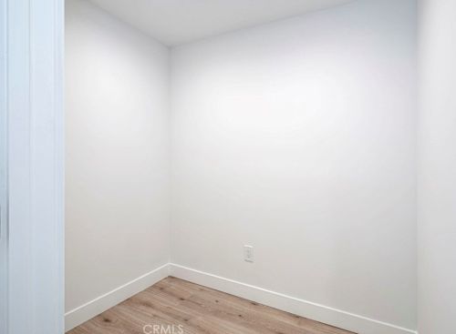 3579 Pontiac St, Glendale CA  91214-1822 exterior