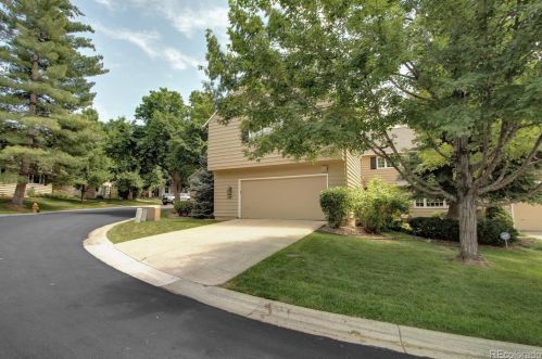 4530 Verbena St, Denver CO  80237-2536 exterior
