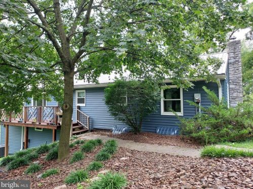 1801 Crums Mill Rd, Harrisburg PA  17110-3612 exterior