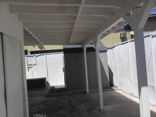 307 Shelton St, Santa Ana CA 92703-4828 exterior