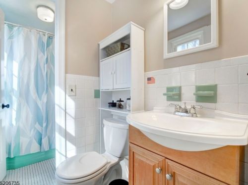 10 Long Ridge Rd, Dover NJ  07869-4564 exterior