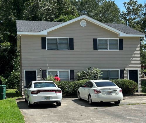 205 Maret St, Hartwell, GA 30643-1176