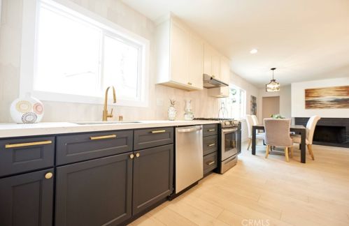 320 Via Vista Dr, Redlands, CA 92373-7157