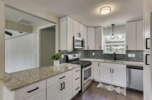 3025 Major St, Fort Worth TX  76112-7222 exterior