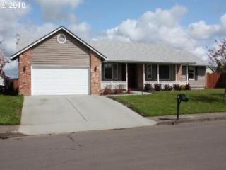 510 11th St, Battle Ground, WA 98604-2845