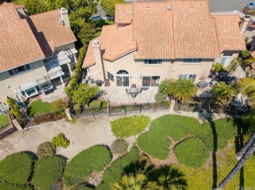 6031 Hackamore Ln, Anaheim CA  92807-4870 exterior